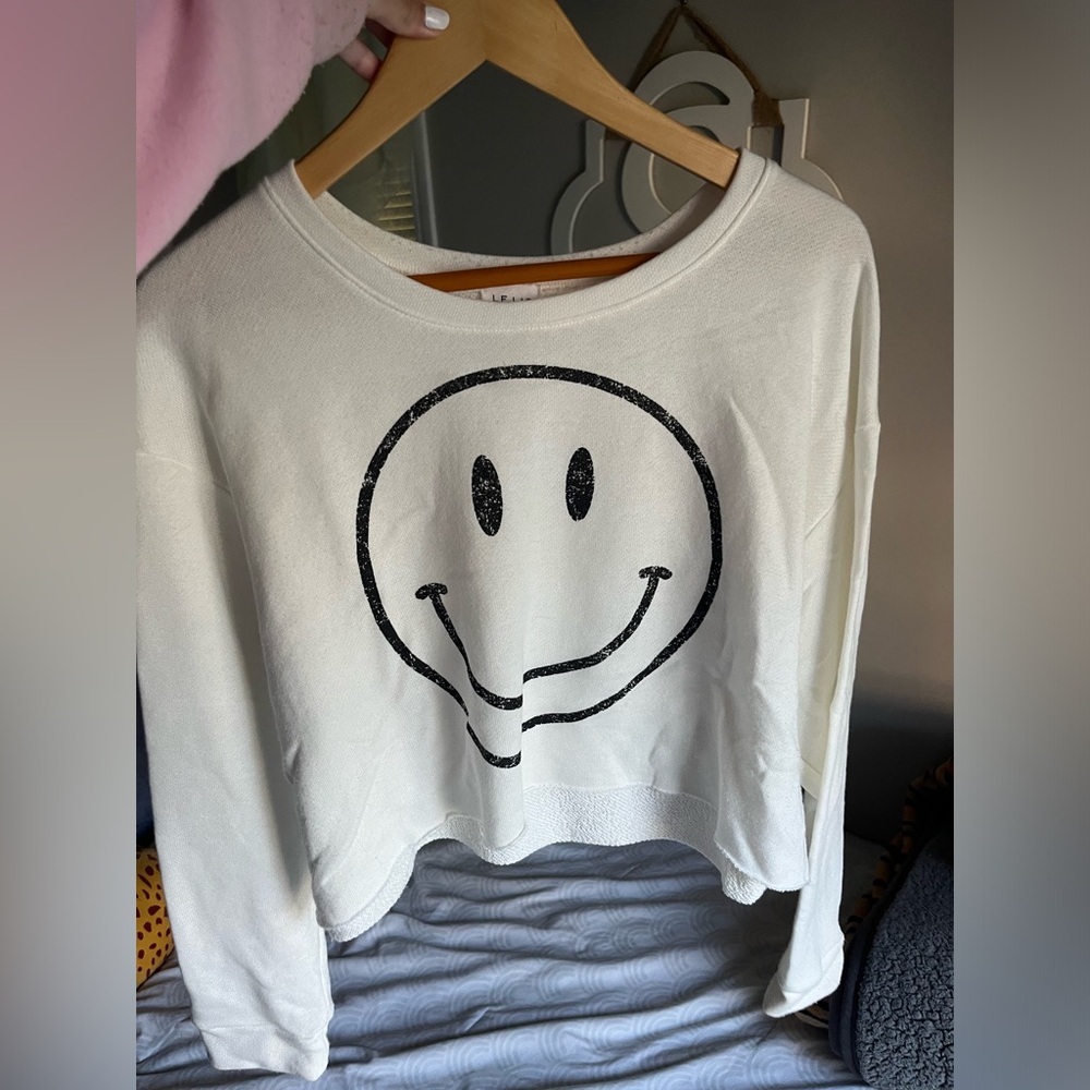 Smiley Face Cropped Sweatshirt